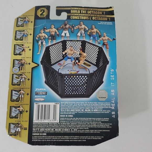 New UFC Royce Gracie Matt Hughes Action Figures Sealed Jakks Pacific 2010 - Picture 13 of 13
